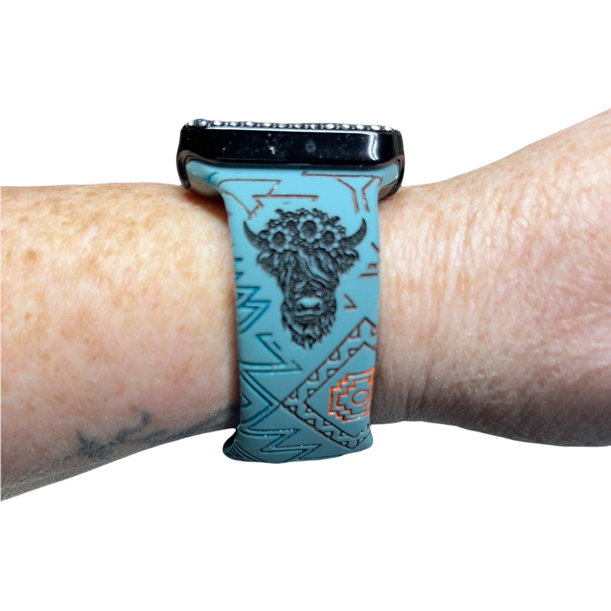 Aztec Highland cow, engraved silicone smartwatch 38,40,41,42,44,45mm, Samsung, Fitbit versa 2 , Fitbit versa 3, cow, southwestern